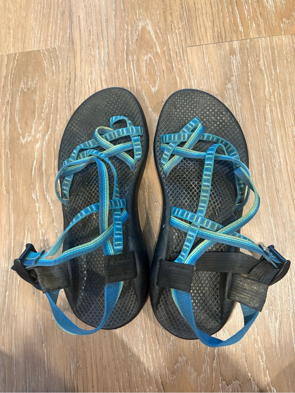 Chaco Women's Blue Teal Strappy Sandals